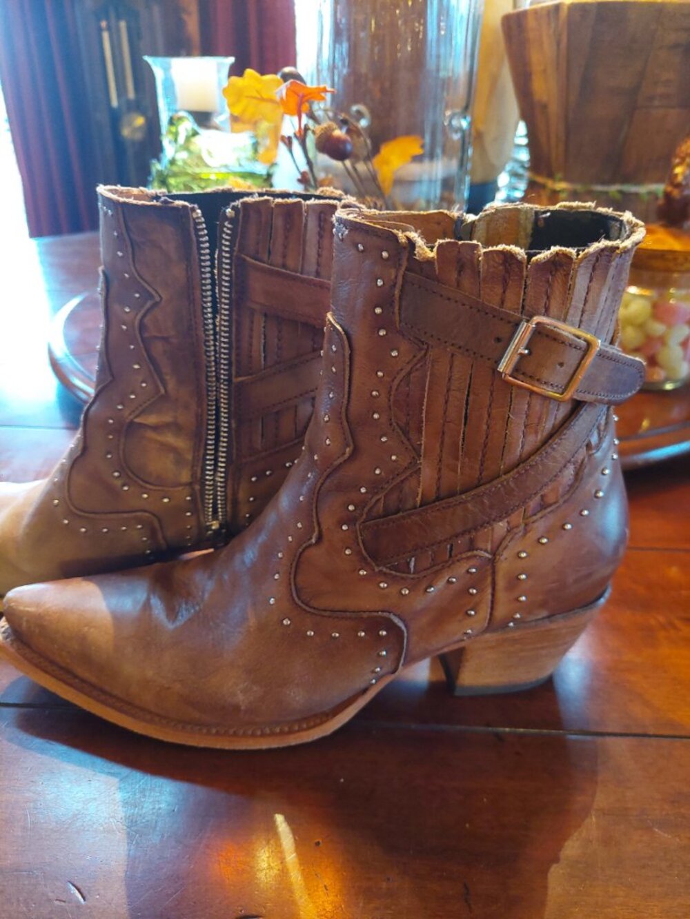 Freebird Morgan Brown Ankle Boots size 10, Zip, Studs, Straps